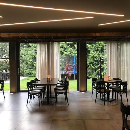 Restaurace A Penzion U Klasku Olomouc Bagian luar foto